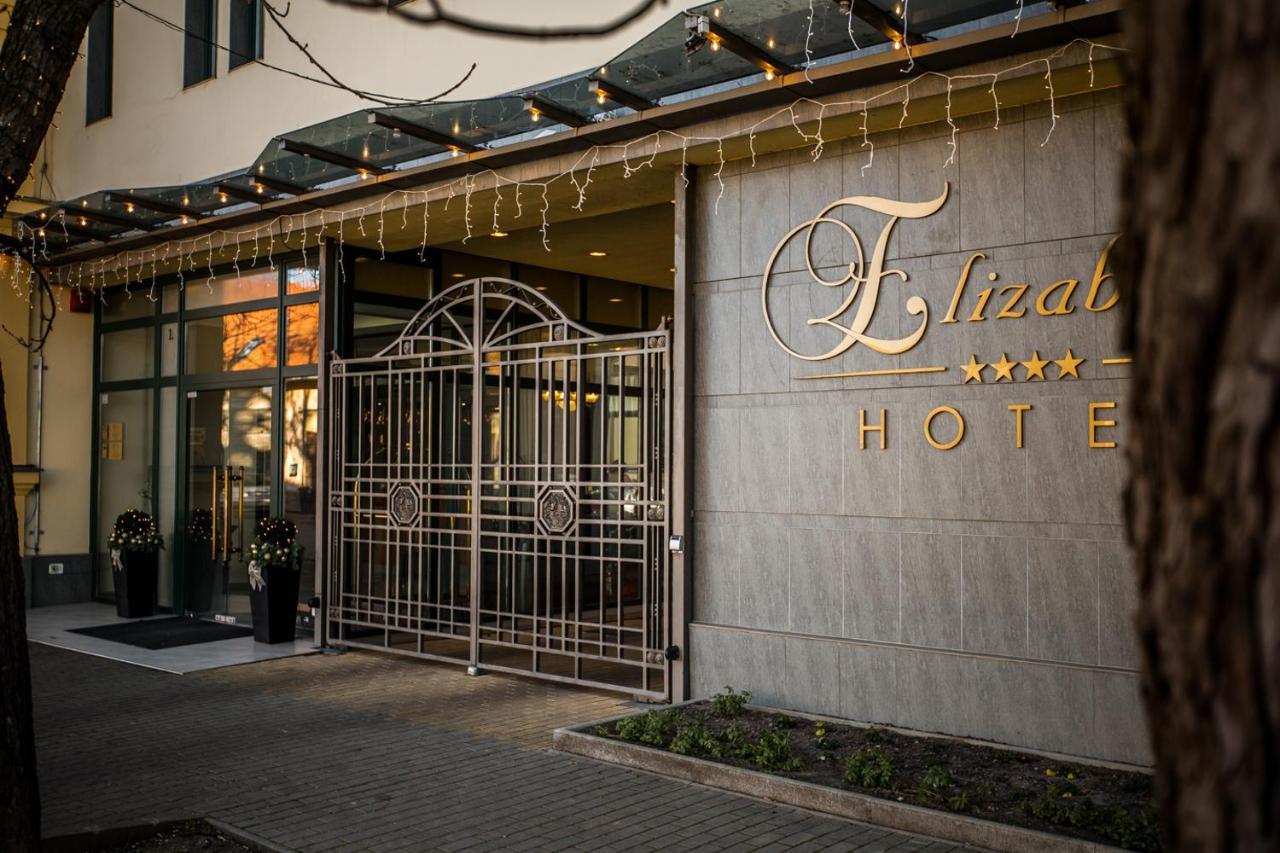 Elizabeth Hotel غيولا المظهر الخارجي الصورة