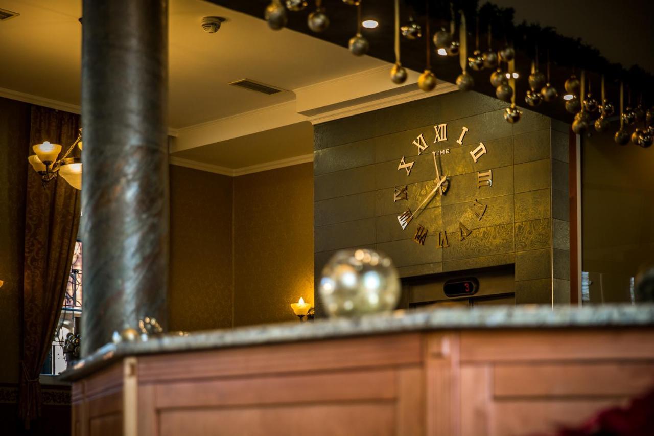 Elizabeth Hotel غيولا المظهر الخارجي الصورة