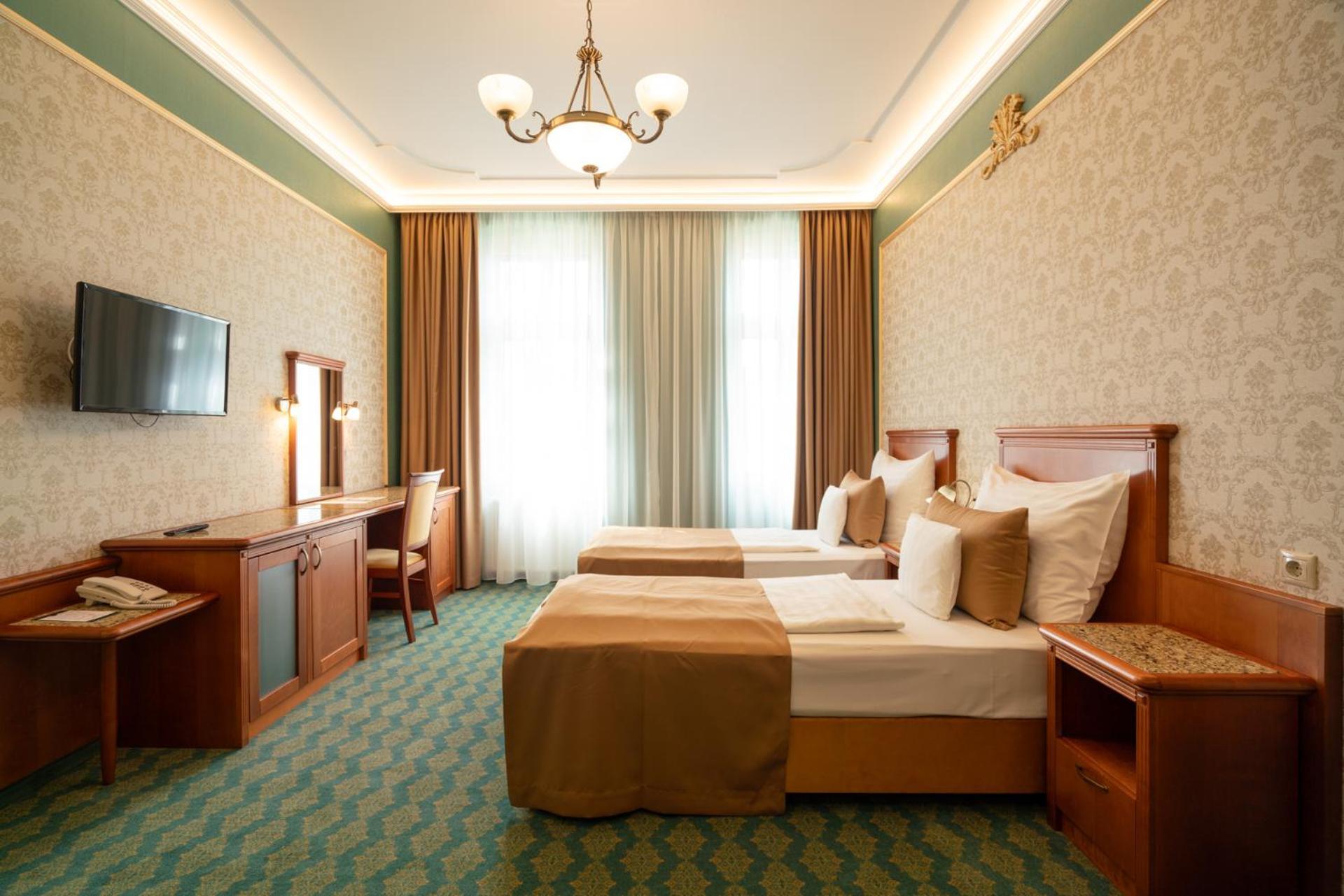 Elizabeth Hotel غيولا المظهر الخارجي الصورة